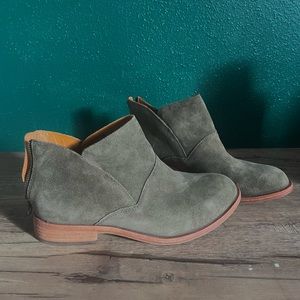 Kork-ease ankle fall booties